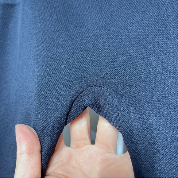 Spanx Look at Me Now Seamless Leggings in Navy M NWOT - Picture 7 of 10